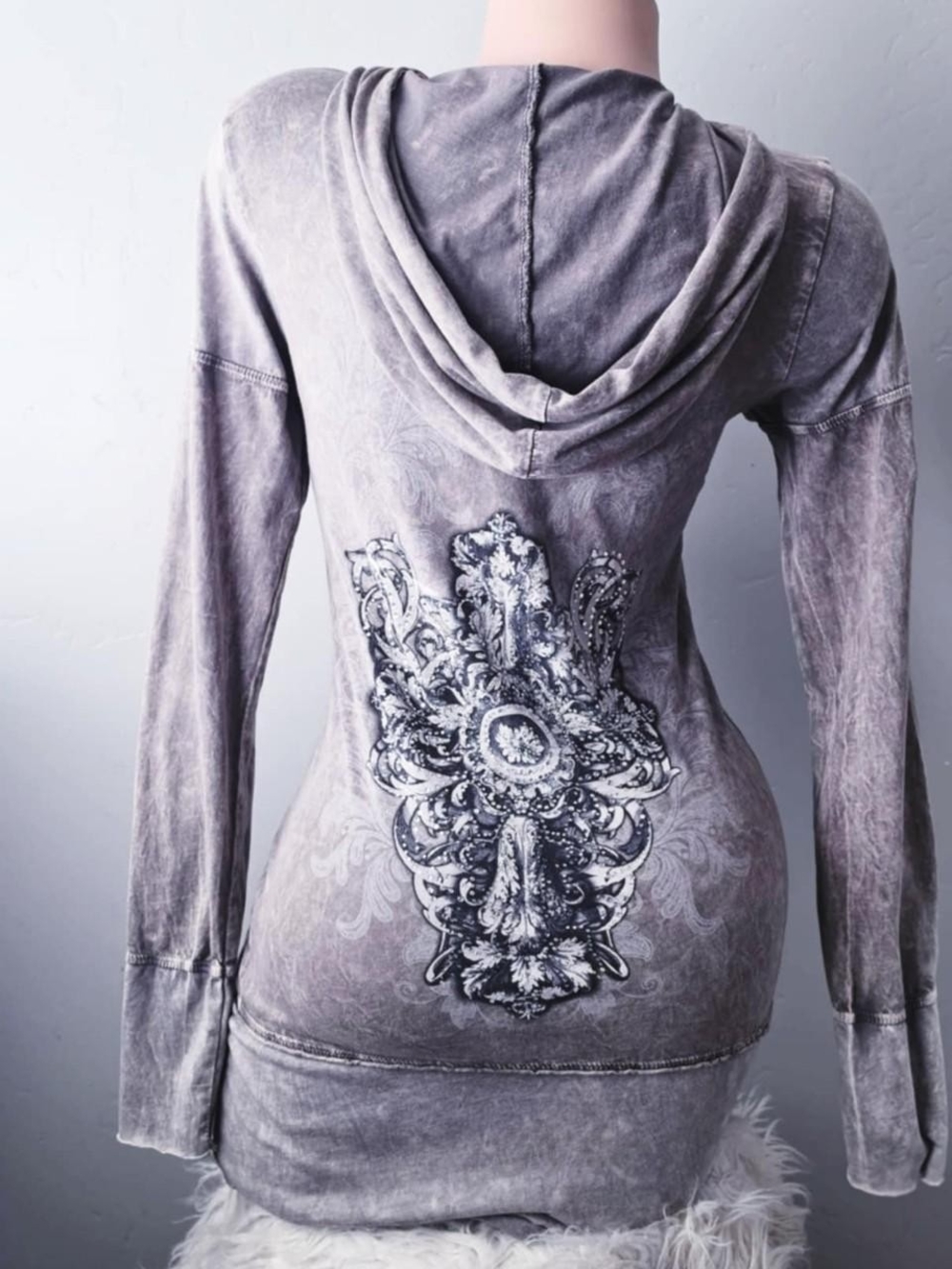 2000s y2k Vocal graphic long sleeve shirt or mini dress